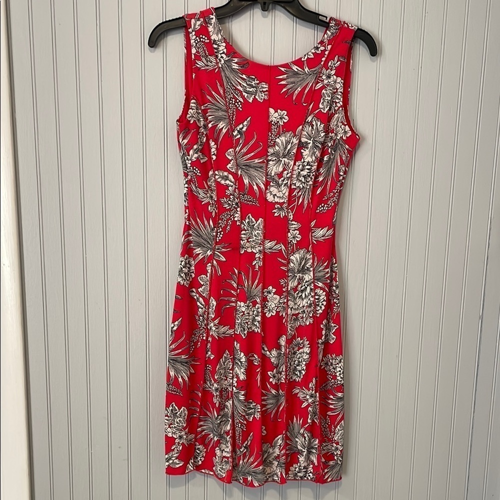 Elegant Red and Black Floral Sleeveless Dress | Size 4 FAIR CONDITION - Picture 1 of 12